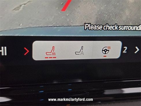 New 2026 Ford Expedition Active image 17