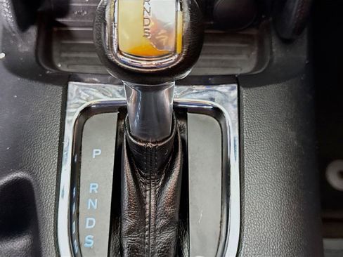 Used 2015 Ford Mustang Premium image 22