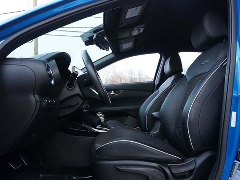 Used 2023 Kia Forte GT-Line w/ GT-Line Technology Package image 28