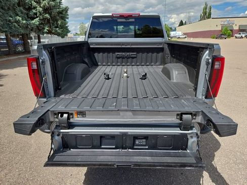 Used 2025 GMC Sierra 2500 Denali Ultimate AWD/4WD image 35
