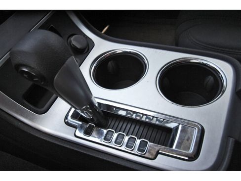 Used 2009 GMC Acadia SLE FWD image 25
