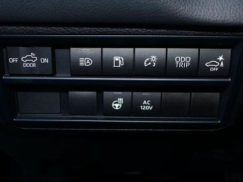 Used 2024 Toyota Tundra Limited image 13