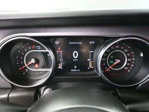 Used 2022 Jeep Gladiator Mojave w/ Auxiliary Switch Group AWD/4WD image 31