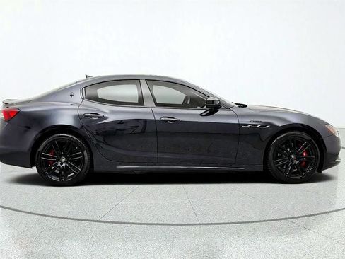 Used 2023 Maserati Ghibli Modena Q4 AWD/4WD image 4