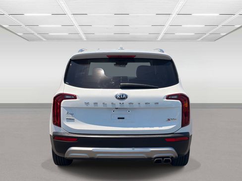Used 2020 Kia Telluride S w/ S 8 Passenger Seating Package AWD/4WD image 4