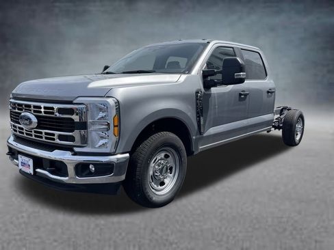 New 2024 Ford F350 XL w/ XL Chrome Package image 22