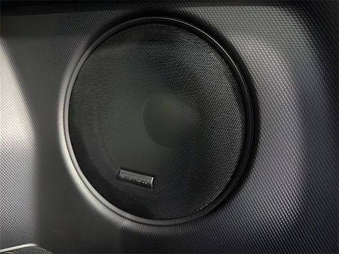 Used 2025 Subaru Forester Limited w/ Popular Package image 38