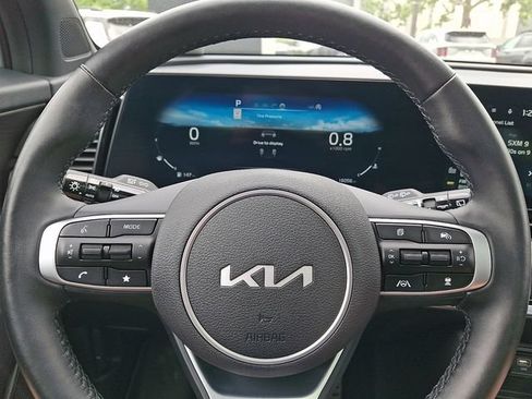 Certified 2025 Kia Sportage X-Pro AWD/4WD image 19