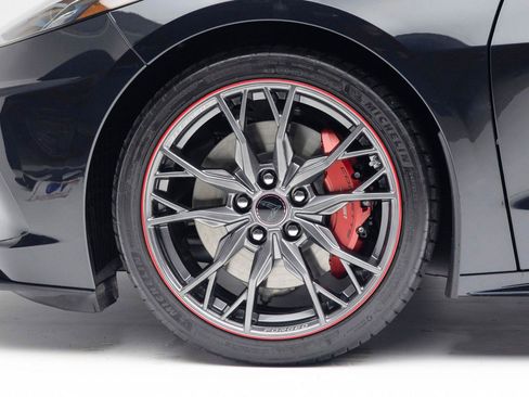 Used 2023 Chevrolet Corvette Stingray Premium Conv w/ Z51 Performance Package image 9