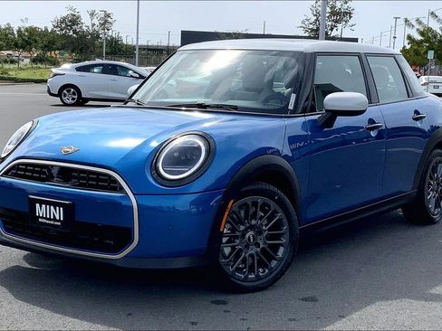 New 2026 MINI Cooper 4-Door Hardtop image 2