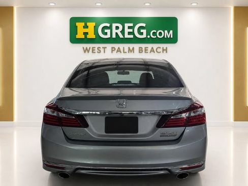 Used 2017 Honda Accord Sport Special Edition image 8