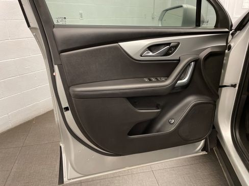 Used 2020 Chevrolet Blazer LT image 21