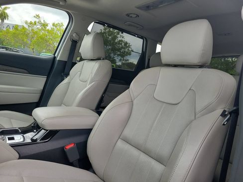 Used 2020 Kia Telluride EX AWD/4WD image 26