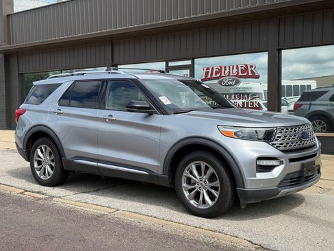 Used 2020 Ford Explorer Limited AWD/4WD image 3