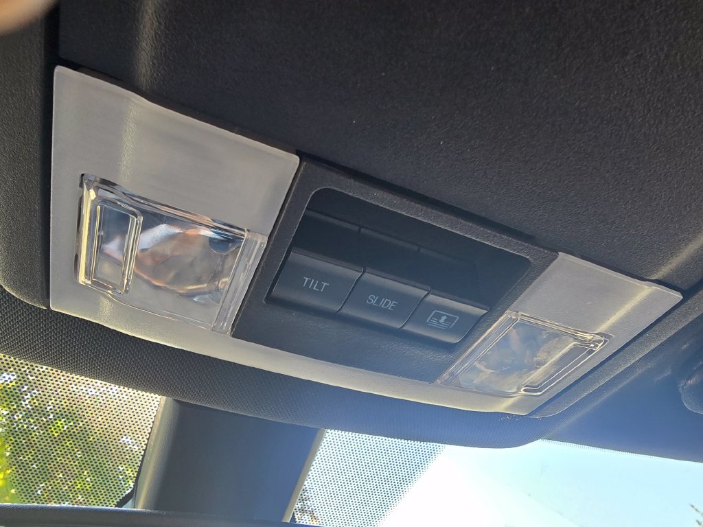 Used 2018 Ford Explorer Platinum AWD/4WD image 35