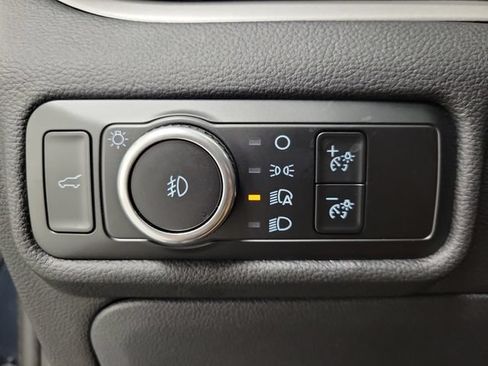 Certified 2024 Ford Explorer XLT w/ Equipment Group 202A AWD/4WD image 23