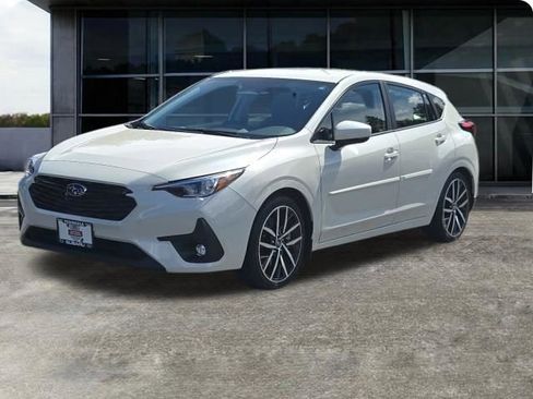 Certified 2025 Subaru Impreza 2.0i Sport AWD/4WD image 6
