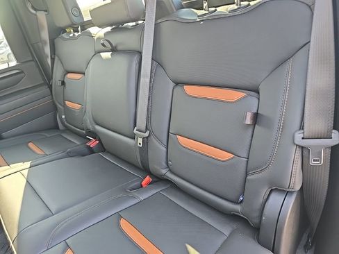 Used 2026 GMC Sierra 2500 AT4 w/ AT4 Premium Plus Package image 15