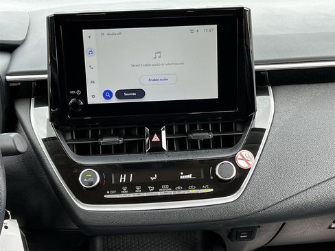 Used 2024 Toyota Corolla LE image 15