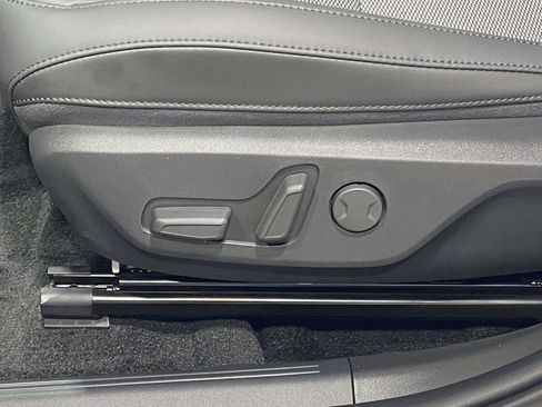 New 2026 Kia Niro Wind FWD image 18