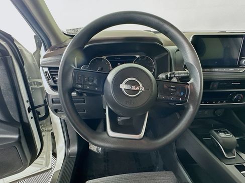 Certified 2023 Nissan Rogue SV AWD/4WD image 18