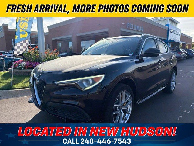 Used 2021 Alfa Romeo Stelvio Ti w/ Nero Edizione AWD/4WD image 1