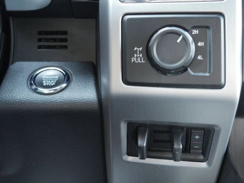 Used 2019 Ford F350 Platinum w/ Platinum Ultimate Package image 9