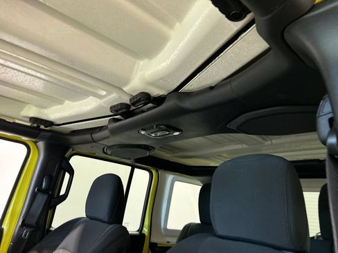 Used 2023 Jeep Wrangler Unlimited Sport AWD/4WD image 27