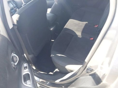 Used 2015 Nissan Juke SV w/ Technology Package FWD image 5