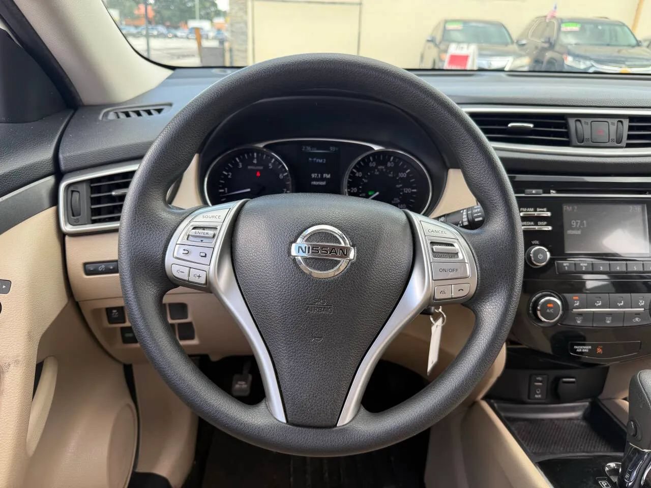 Used 2016 Nissan Rogue S w/ Appearance Package FWD image 14