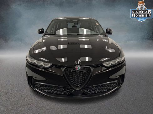 Used 2025 Alfa Romeo Tonale w/ Premium Package AWD/4WD image 2