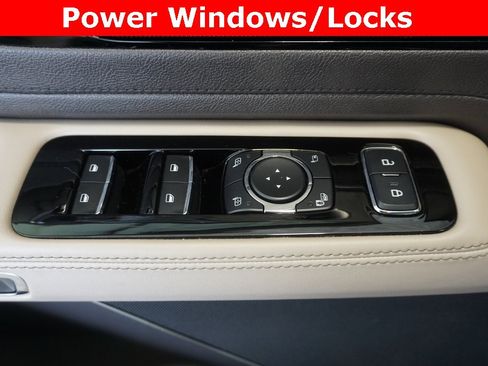 Used 2022 Lincoln Aviator Reserve w/ Equipment Group 201A image 6