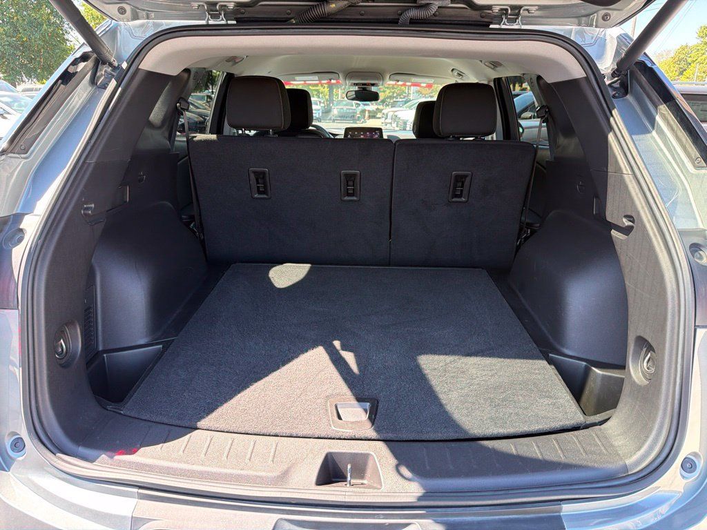 Used 2024 Chevrolet Blazer LT w/ Convenience Package FWD image 8