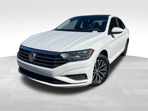 Used 2021 Volkswagen Jetta SE image 9