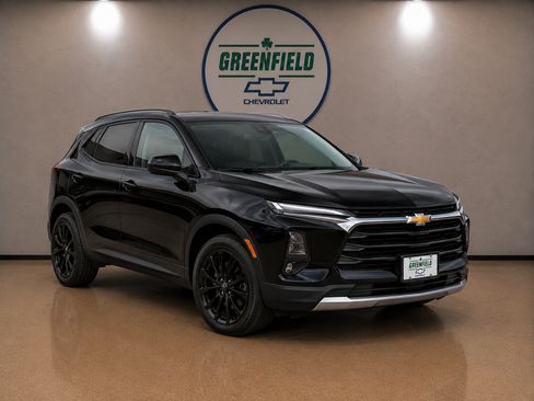 Used 2022 Chevrolet Blazer LT AWD/4WD image 1
