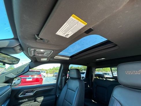 Used 2024 Chevrolet Silverado 1500 High Country w/ Technology Package AWD/4WD image 36