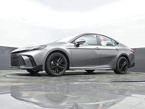 New 2026 Toyota Camry SE image 26