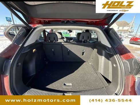 Certified 2023 Buick Encore GX Essence w/ Experience Buick Package image 18