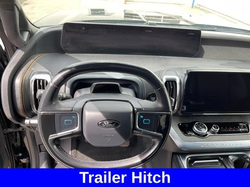 Used 2025 Ford Expedition Tremor AWD/4WD image 13
