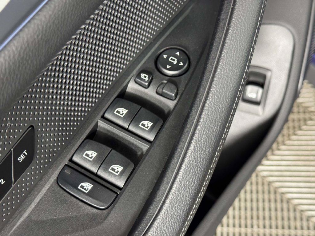 Used 2024 BMW i4 eDrive40 w/ M Sport Package RWD image 18