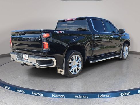 Used 2019 Chevrolet Silverado 1500 LTZ w/ LTZ Plus Package AWD/4WD image 6