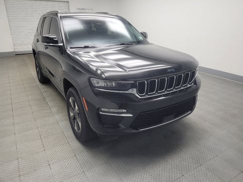 Used 2024 Jeep Grand Cherokee Limited 4xe AWD/4WD image 13
