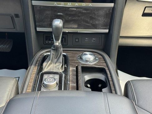 Used 2022 Nissan Armada Platinum w/ Captain's Chairs Package AWD/4WD image 19