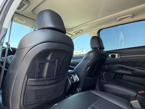 Used 2021 Kia Sorento SX FWD image 16