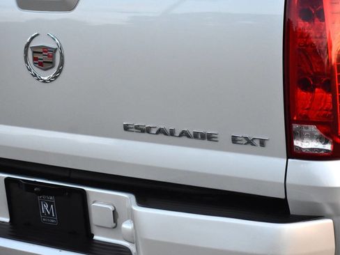 Used 2007 Cadillac Escalade EXT w/ Climate Package image 19
