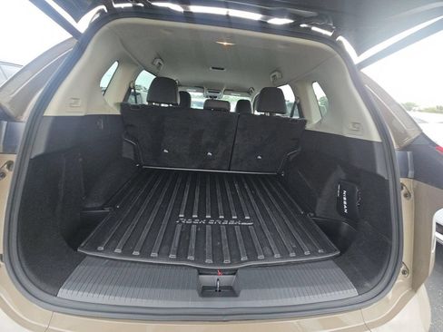Certified 2025 Nissan Rogue SV AWD/4WD image 15