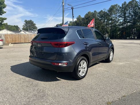 Used 2017 Kia Sportage LX AWD/4WD image 5