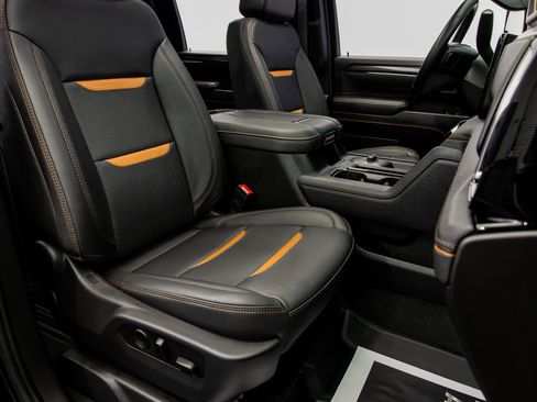 Used 2025 GMC Sierra 2500 AT4 w/ AT4 Premium Plus Package image 35