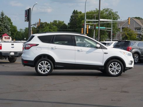 Used 2018 Ford Escape SE AWD/4WD image 2