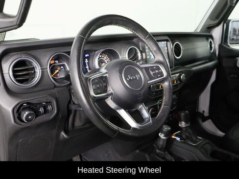 Used 2019 Jeep Wrangler Unlimited Sahara image 24